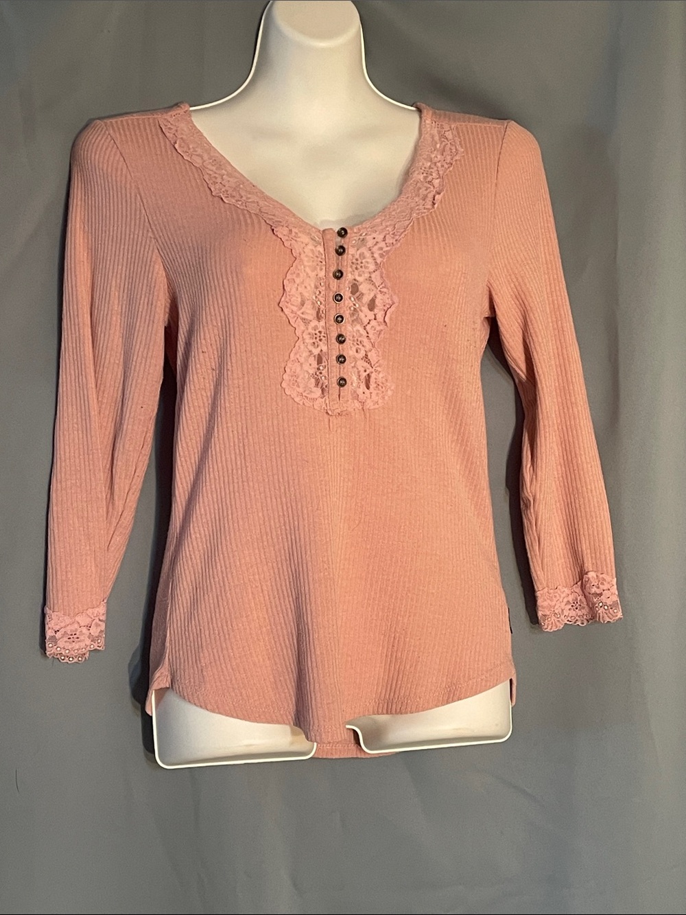 Buffalo David Bitton Dusty Pink Lace-Trim Henley Long Sleeve Top